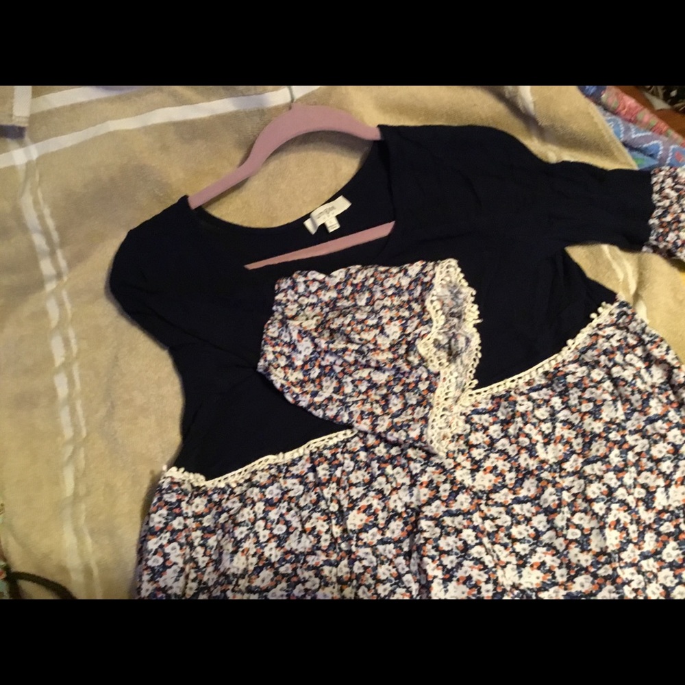 Tunic - Picture 4 of 4